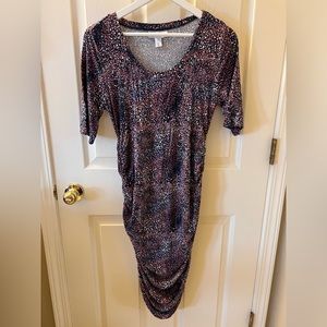 Side-Ruched Stretch Maternity Dress